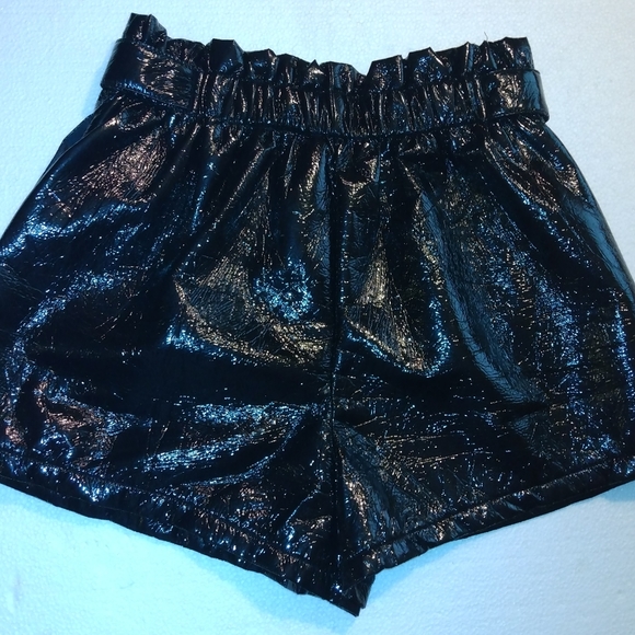 Mini short - Picture 3 of 10